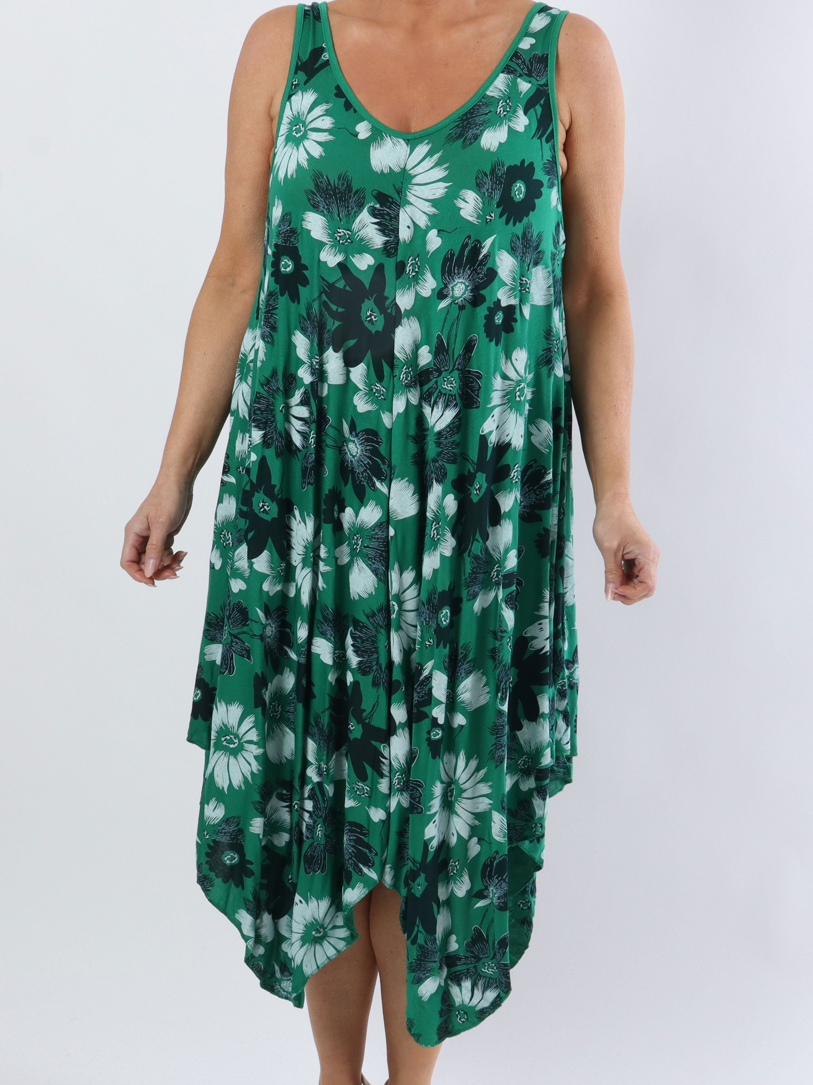 Blair - Luftig plus size kjole i viskose med blomsterprint